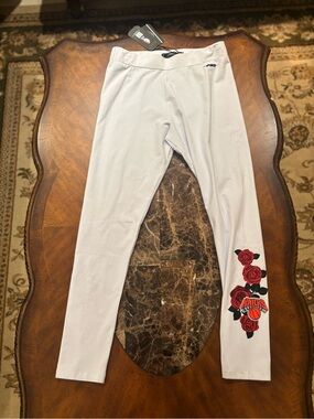 Women’s New York Knicks Pro Standard Brand Leggings New With Tags Size Large